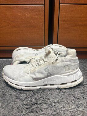 Women's On Cloudnova 2 Triple White 7.5 B Medium US Pre-Owned Running/Walking